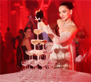 10 Wedding Traditions Gen Z Brides Are Ditching